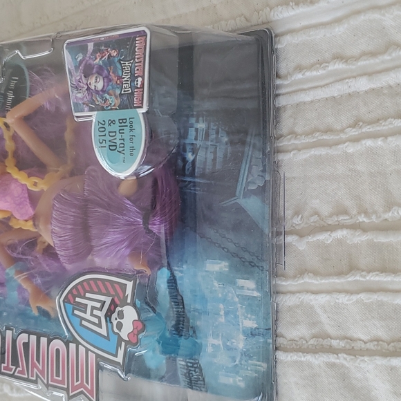 Monster High Getting Ghostly Clawdeen Wolf Original Articulated Doll Mint - Picture 7 of 11